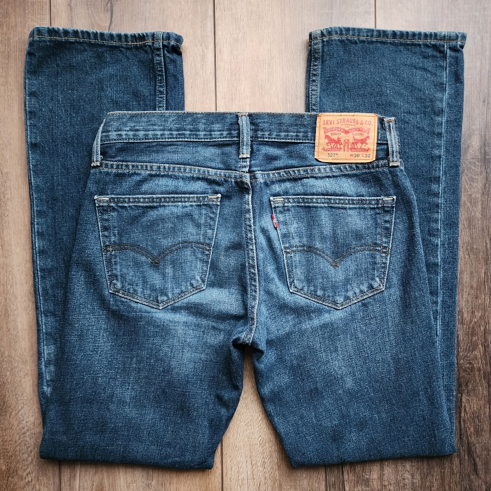Levi's 527 Slim Bootcut jeans size 30W32L